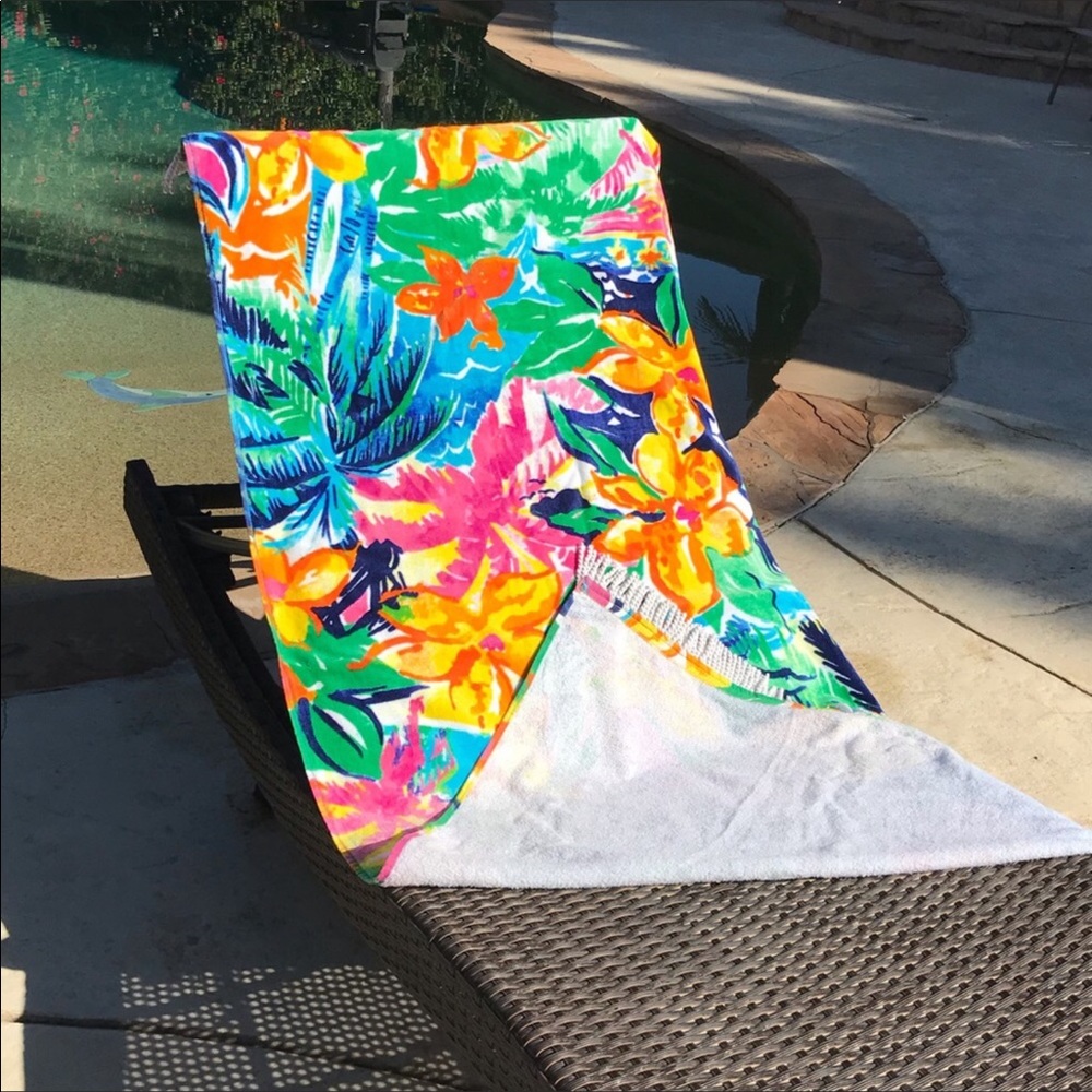 2Chillies Cotton Beach Towel Hawaiian Floral Kids Size Fringed New - Picture 3 of 15